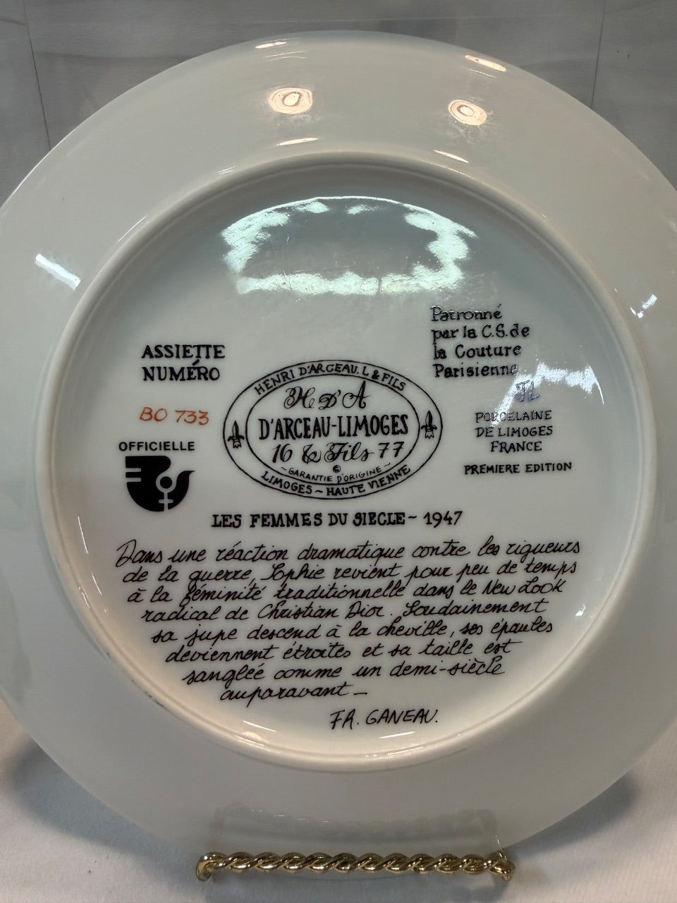 Henriot d'Arceau Limoges Porcelain Plate, Les Femmes du Siècle 1947 — Sophie de la Mode New Look