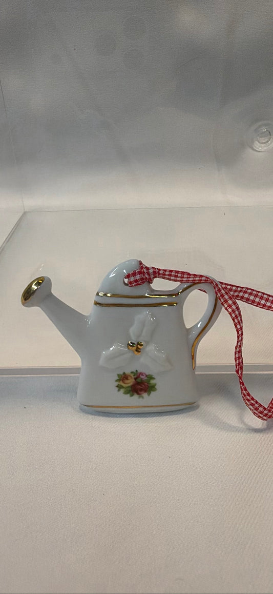 Royal Albert Old Country Roses Bone China Watering Can 1962 Ornament